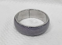 Vintage Lavender Gray Snakeskin Lucite & Silver Tone Inset Bangle Bracelet