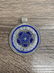 Vintage Best Round Pendant Silver Tone Metal Blue Rhinestone Crystal Beads