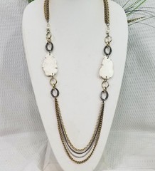 Vtg Howlite Slabs With Mixed Gold Tone Black & Silver Tone Multi Strand Necklace