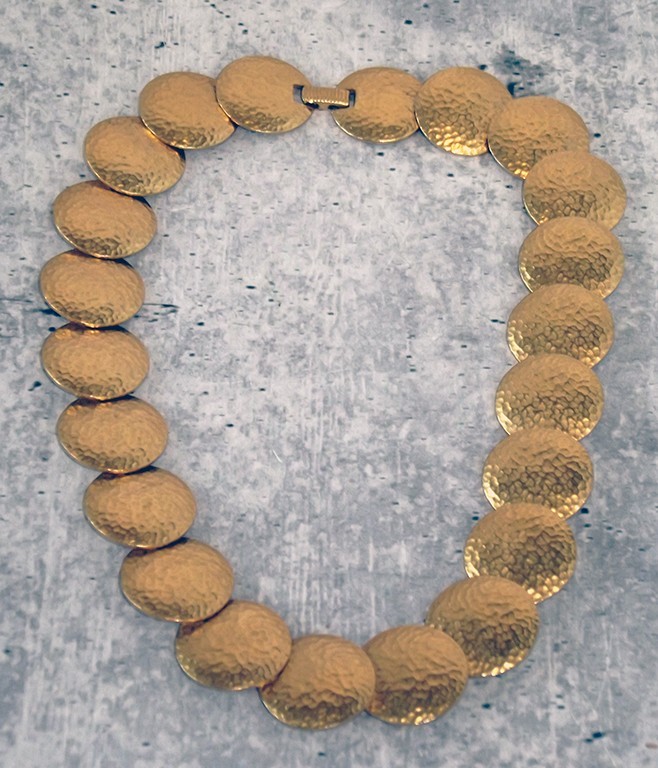 VTG Gold-Tone Patina Hammered Disc Collar Bib Statement Necklace EB13