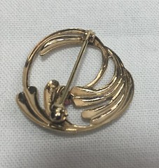 14K gold filled, open work, abstract vine & ruby brooch, 1″ in