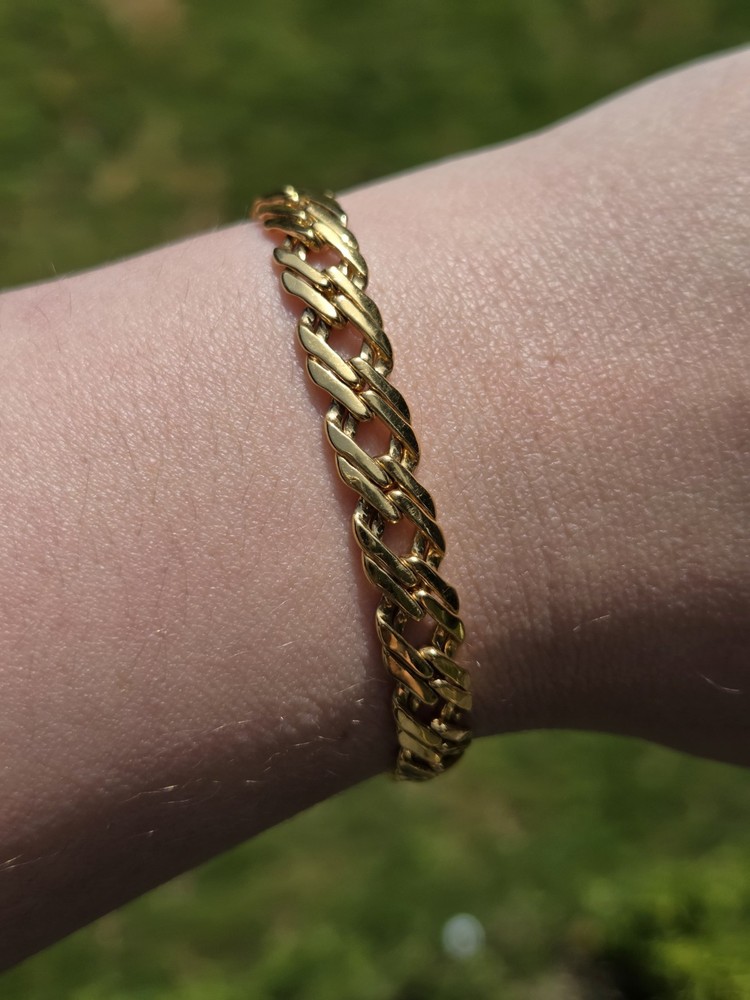 Vintage Gold Tone Stacker Bracelet Fold Over Clasp Chain Well Made