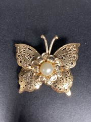 Set of 2 Butterfly Pin Brooches Gold Tone Metal Faux Pearl