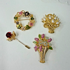 Vintage Flower Brooch Lot of 4 Gold Tone Enamel Faux Pearl Rose Estate Jewelry
