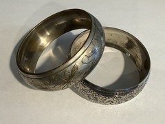 LOT OF 2 VINTAGE ETCHED SILVER PLATED PEWTER WIDE BANGLE BRACELETS