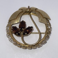 Vintage Signed Van Dell? Brown Marquee Rhinestone Bow Round Brooch Pin Pendant