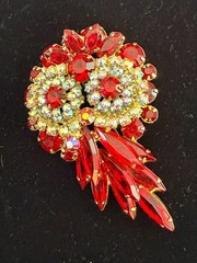 Vintage Juliana D&E Red Rhinestone Owl Parure Bracelet Brooch Earrings