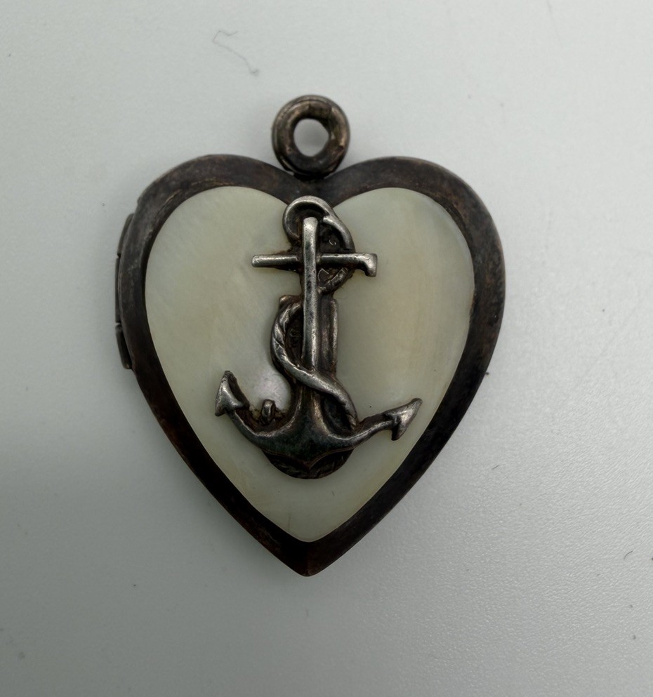WWII USN Navy Sweetheart Locket Bedford 1/20 12K GF Sterling Silver MOP Anchor