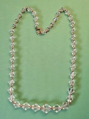 Vintage Faceted CLEAR CRYSTALS & GOLD TONE Beaded Chain Necklace