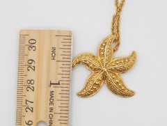 Vtg Avon Textured Starfish Necklace & Earring Set Ocean Beach Nautical