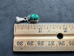 1.84g Vintage Sterling Silver 925 Green Black Swirl Scarab Pendant M