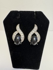 Vintage Fifth Avenue Collection Butler Crystal Rhinestone Earrings Silver Studs