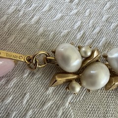 Lovely Crown Trifari Necklace Ideal For Wedding Events And Wedding Parties