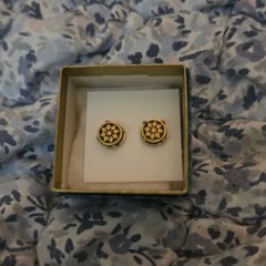 Vintage 1980 Avon Snow Fantasy Pierced Earrings Surgical Steel Posts In Box