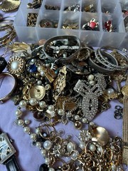 Vintage jewelry Lot