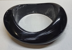 Vintage Black White Marbled Swirl Asymmetrical Lucite Chunky Bracelet 8″ Wrist