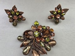 RARE Vtg REGENCY Moss, Topaz & Olivine Flower Designer Brooch & Earring Set!