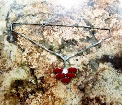 Retro Vintage 1977 Sarah Coventry Continental Necklace, Excellent condition.