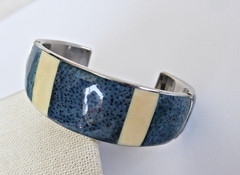 Vtg Estate Jewelry Artisan Metal Cuff Bracelet Coral Denim Blue & White Inlay