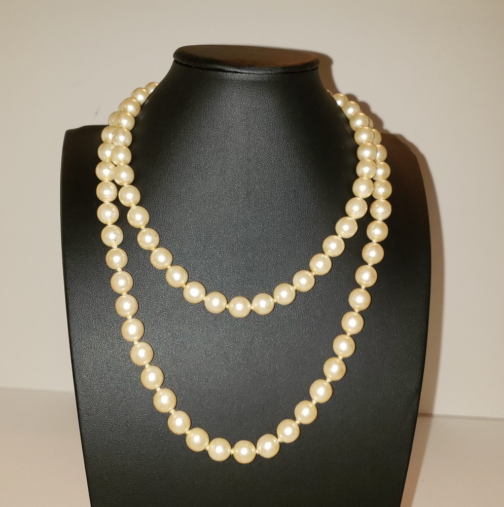 Vintage MCM 36in 1950s Monet Glass Simulated Pearl Rope Necklace Long Jewelry