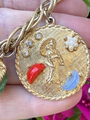 Vintage 50’s-60’s Chunky Charm Bracelet 8″ Medallions Geometric Gold Tone MCM