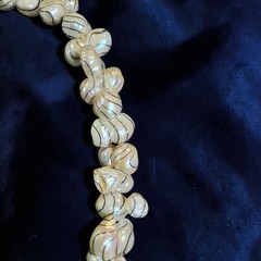 Vintage Art Glass Necklace White Iridescent Freeform Beads Black Swirl 16″ Heavy