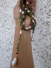 Green Aventurine & White Pearl Lariat Necklace Gold Baroque Pearl Kundan Sautoir