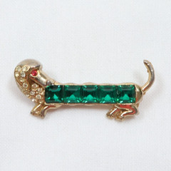 VTG 1950S 1960S DACHSHUND DOG RHINESTONE PIN BROOCH Green And Clear STONES