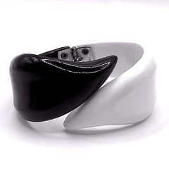 Vintage Hong Kong Black White Acrylic Clamper Bracelet Mod Art Deco Statement