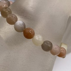 Druzy Stone Bracelet Neutral Color Faceted Gemstone Beads Stretch Chakra 6.25″