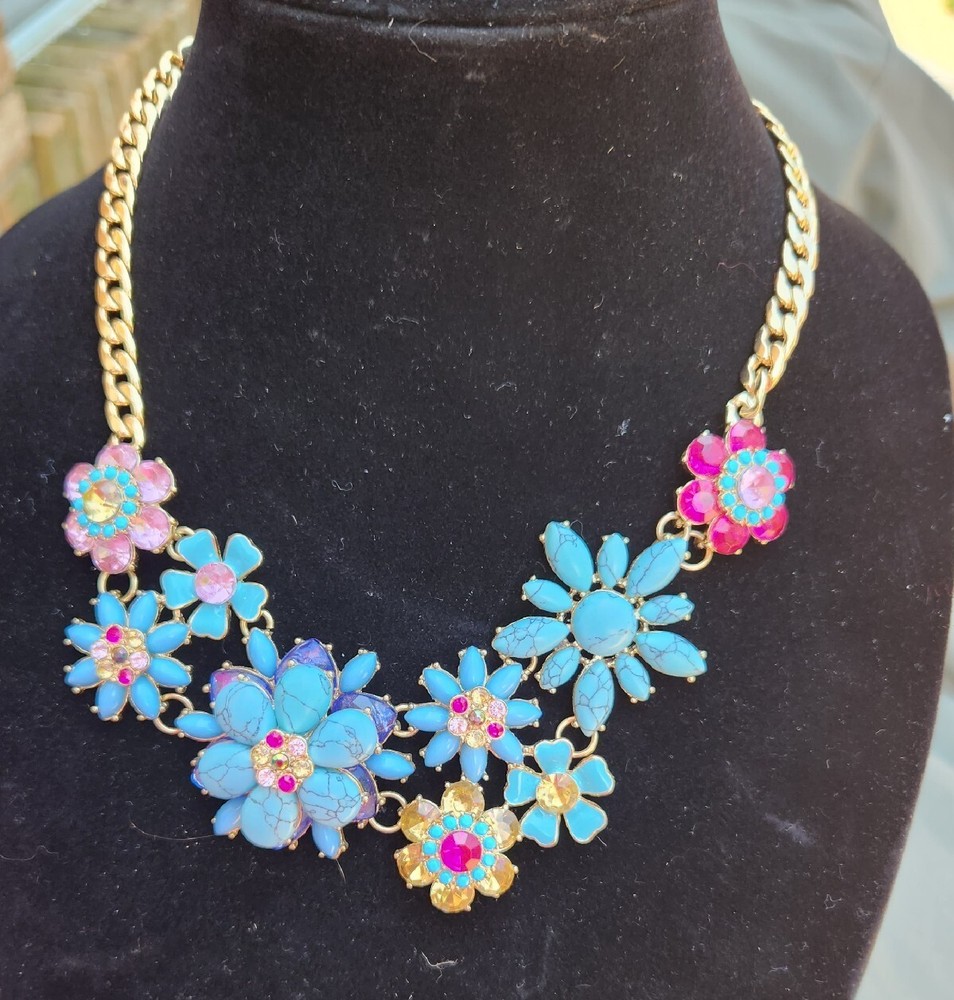 Vintage Joan Rivers Turquoise Crystal Floral Statement Necklace 17-20 in.