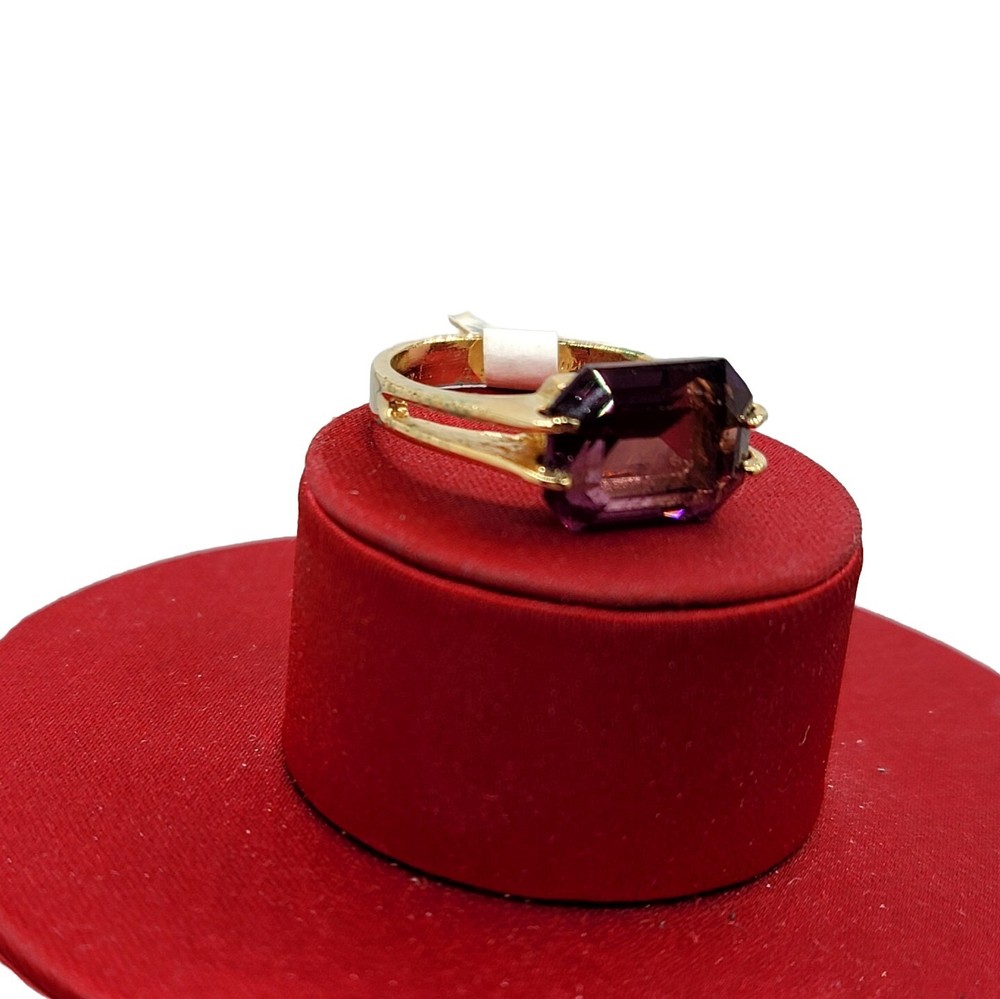 Vtg Sz 7 Ring Lg Purple Cubic Zirconia 18KGE Gold Electroplated Jewelry StyL2