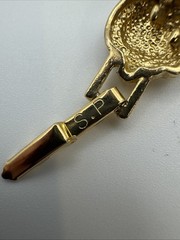 Vintage Signed SP CHRISTMAS BRACELET Sliding Charm Enamel Gold-Tone AVON 7”