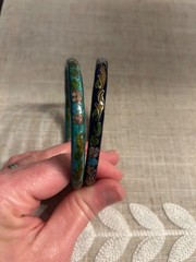 4 vintage Cloisonné bracelets, multicolored