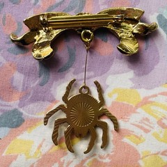 Vintage Spider Skull Bow Brooch Googly Eyes Gold Tone And Black Halloween Goth