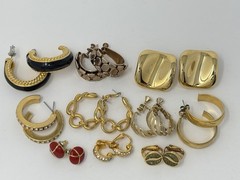 Vintage 80s 90s Bold Estate Mixed Costume Earring Lot (10) Gold Tone Enamel