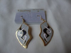 VINTAGE SAMUEL HUANG SIGNED CLOISONNE RETRO ABSTRACT BLACK WHITE & GRAY EARRINGS