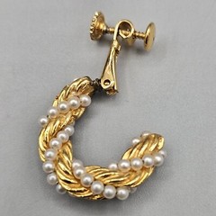 Faux Pearl Rope Earrings Clip On Hoop Classic Twist Screw Back Non-Pierced