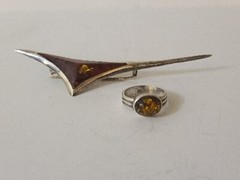 Modern Mid Century Sterling 925 Silver Amber Brooch 3.5 Inches & Rind Size 4.5