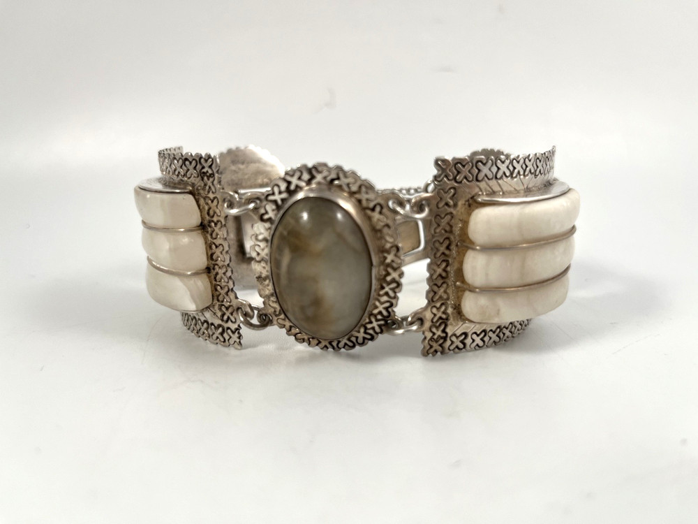VINTAGE SILVER MEXICO BEIGE & WHITE AGATE PANEL BRACELET 7.25