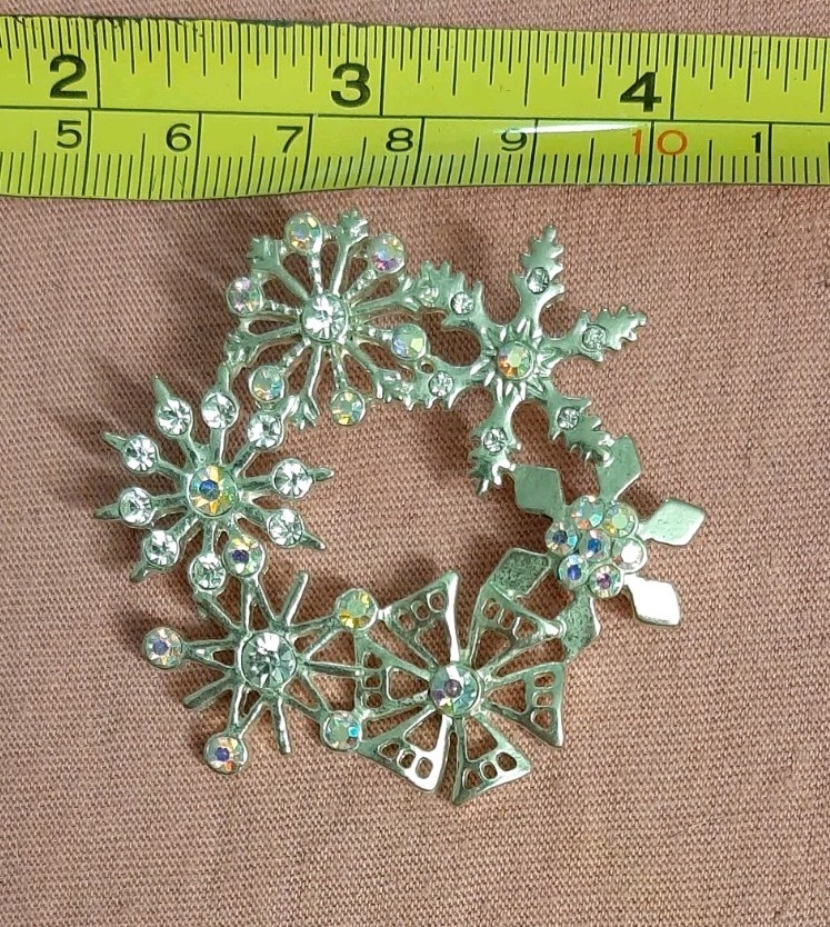Vintage KC Kenneth Cole Snowflake Winter Brooch Pin Iridescent Rhinestones