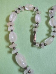 Vintage FROSTED QUARTZ & Silver Tone Beaded Choker Necklace
