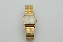Vintage 1950’s Elgin 2.5” Stretch Wristband Automatic Women’s Watch