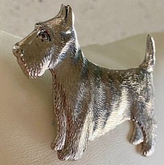 Vintage Scottish Terrier Scottie Dog Brooch Pin Silver Tone Detailed Fur 2″