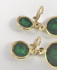 Stunning Vtg Dangle Drop Clip On Earrings Scroll Gold Tone Green Lucite. #1424