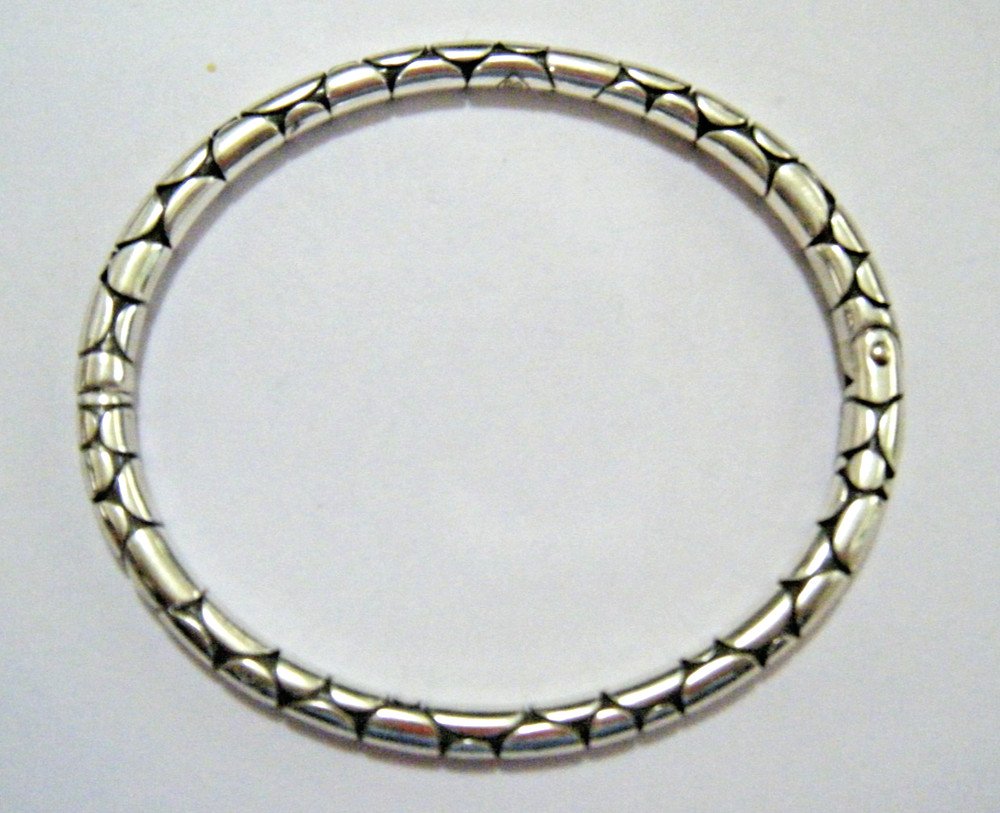 Great Vintage Brighton Silver Tone Pebble Slim Hinged Bangle Bracelet 6 3/4″