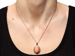 Vintage 9.27 Ct Coral and 0.80 Ct Diamond 18k Yellow Gold Pendant Circa 1960