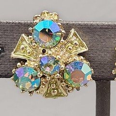 Vintage Rhinestones Earrings Clip On Aurora Borealis Climber Gold Tone 3/4″