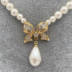 Vintage Faux Pearl Teardrop With Gold Tone Bow & Crystal Rhinestone Bib Necklace