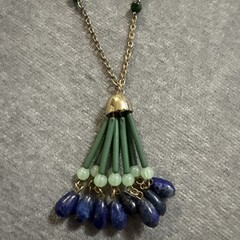VTG Long Y Site Lariat Glass Beaded Faux Jade Lapis Necklace Gold Tone Fringe